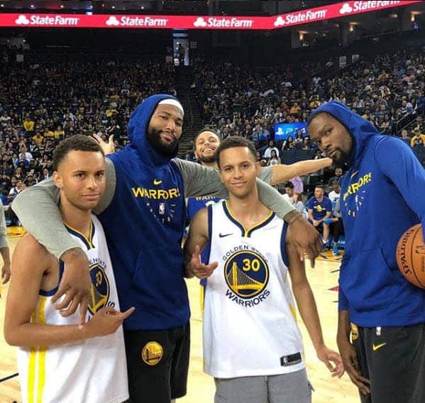 DeMarcus Cousins trouve deux sosies de Steph Curry