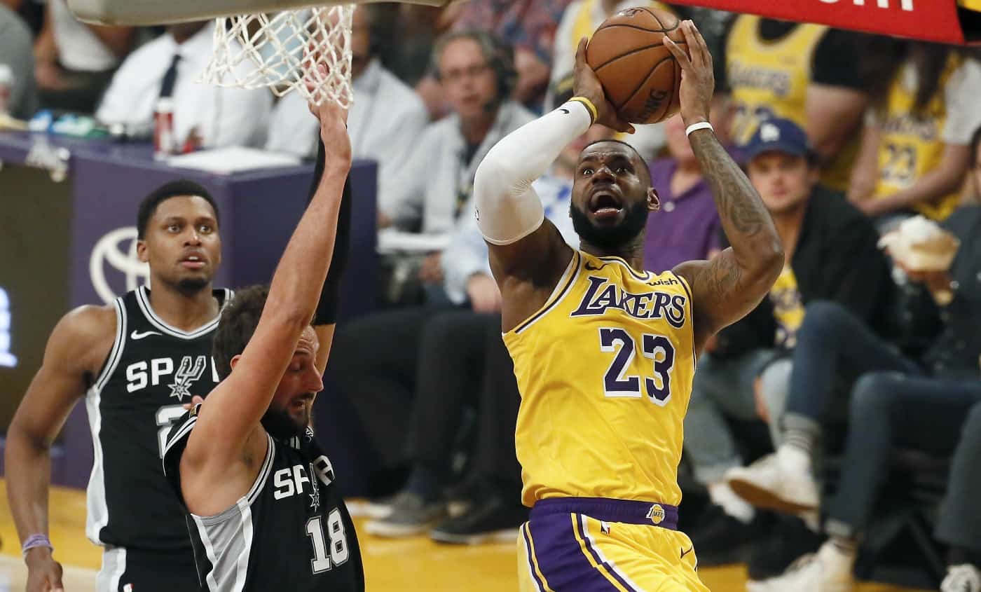 CQFR : LeBron, de héros à zéro… sur deux