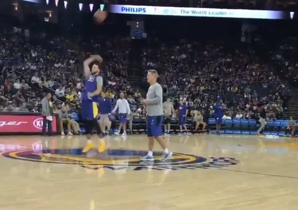 Stephen Curry est déjà beaucoup trop insolent