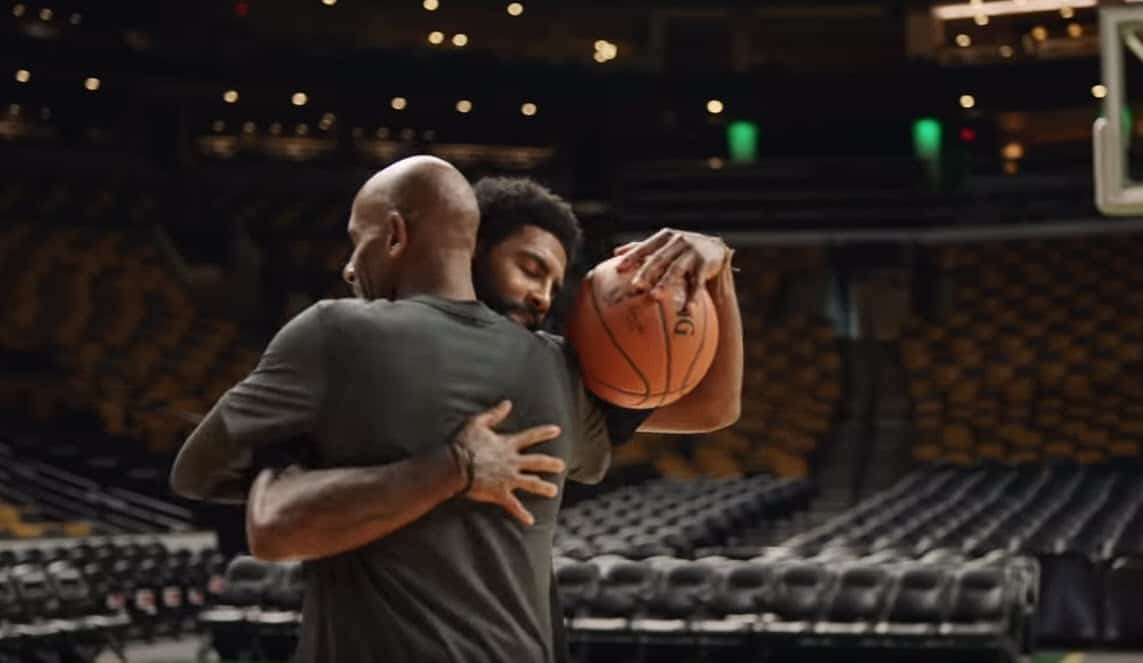 L’émouvant spot Nike avec Kyrie Irving et son père