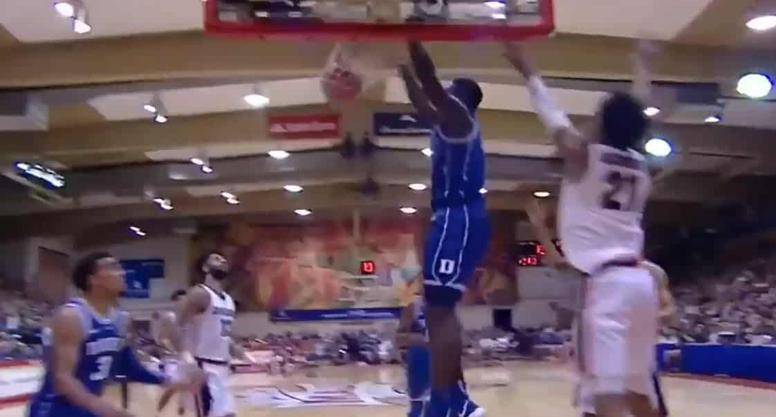 Première défaite pour Duke malgré un bon Zion Williamson