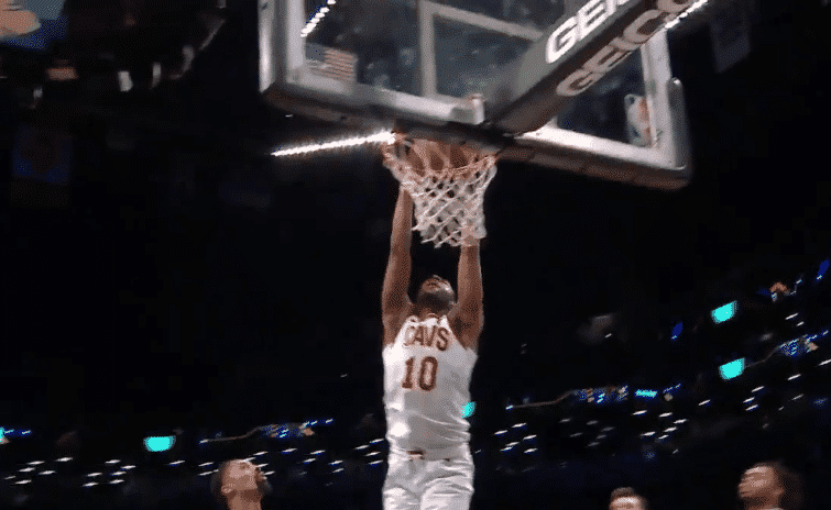 Les Rockets veulent récupérer Alec Burks des Cavaliers