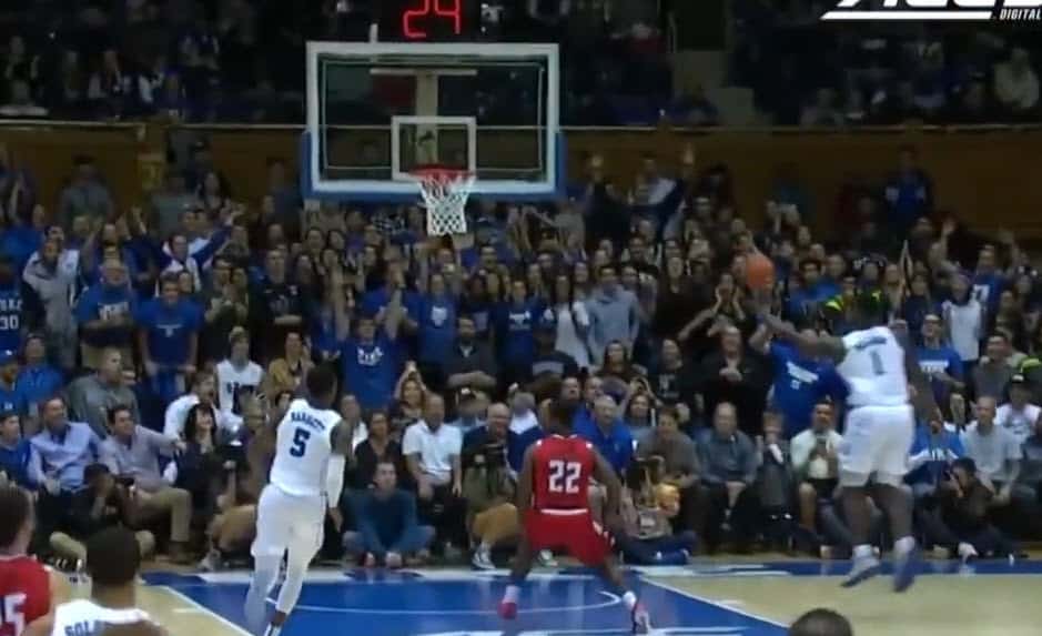 RJ Barrett cartonne, Zion offre un caviar contre la planche