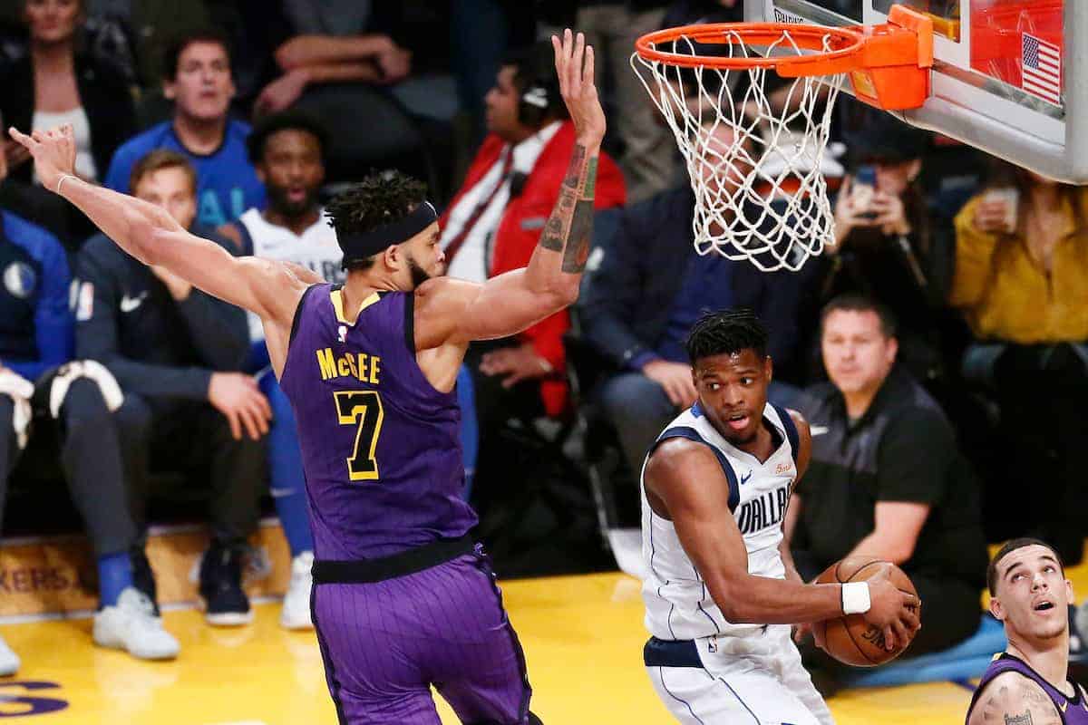 Les Lakers, les Knicks et le Magic ont négocié pour Dennis Smith