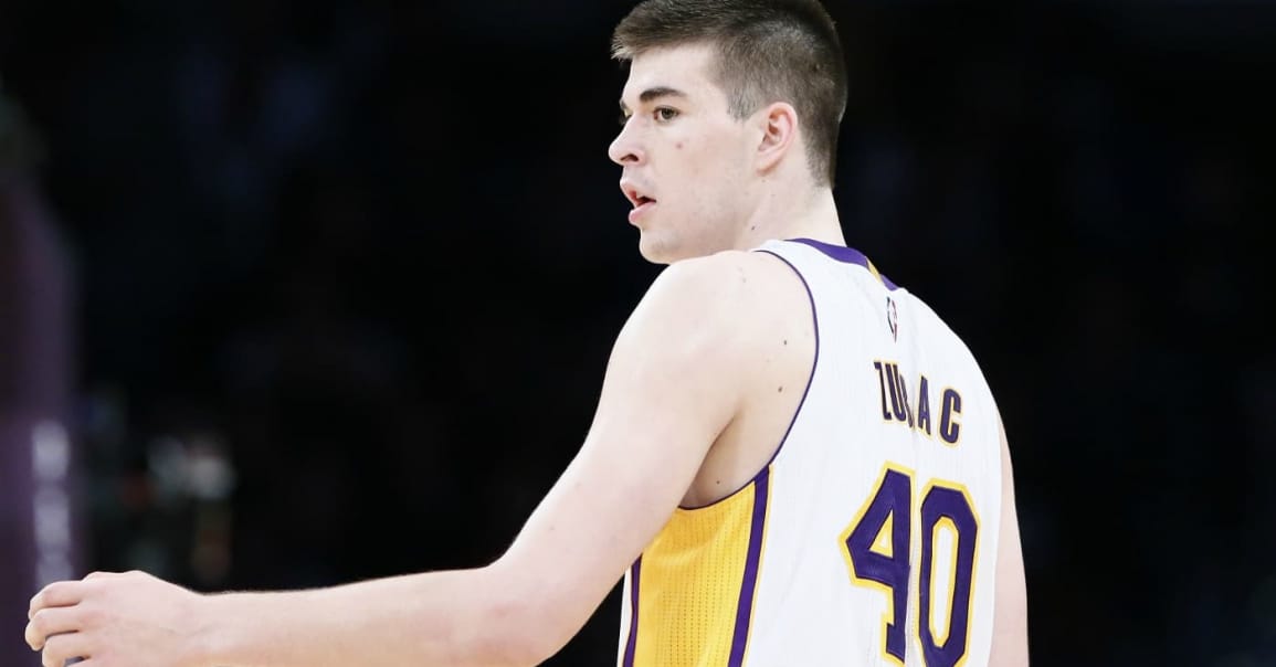 Ivica Zubac chambre gentiment les Lakers