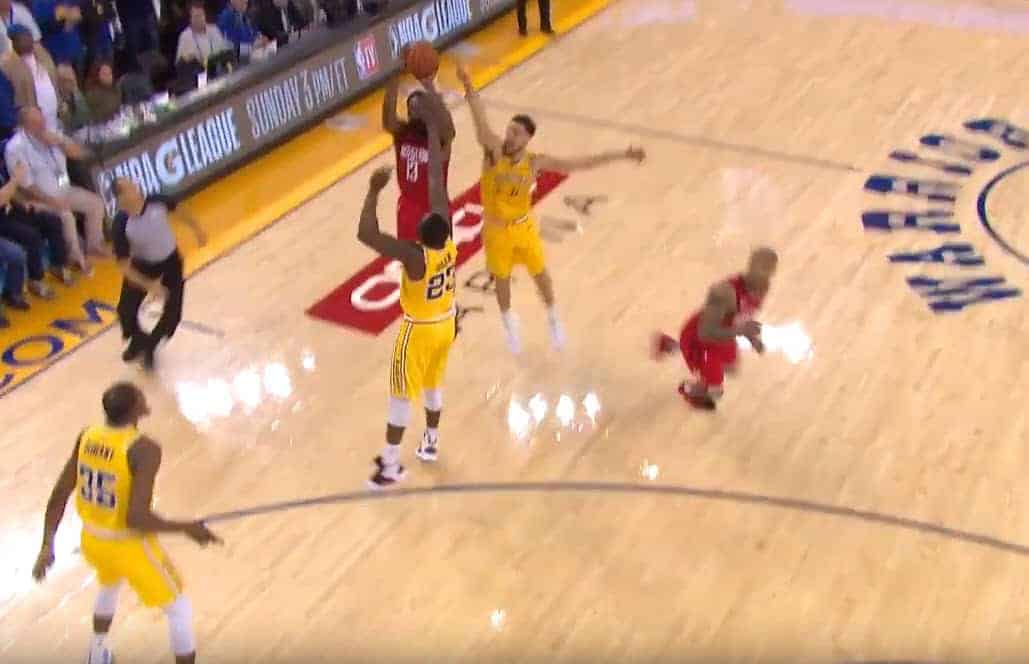 Le panier fou de James Harden pour tuer les Warriors