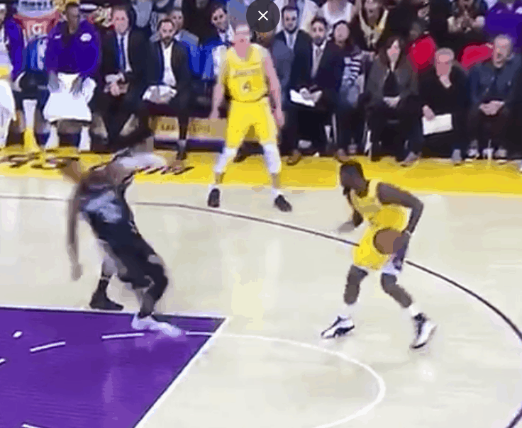 Lance Stephenson cale le cross de la semaine sur Jeff Green