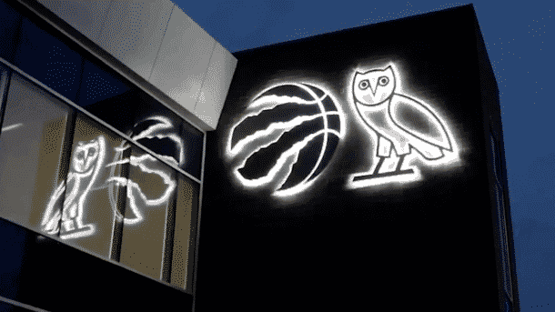 Les Toronto Raptors rendent hommage à Drake