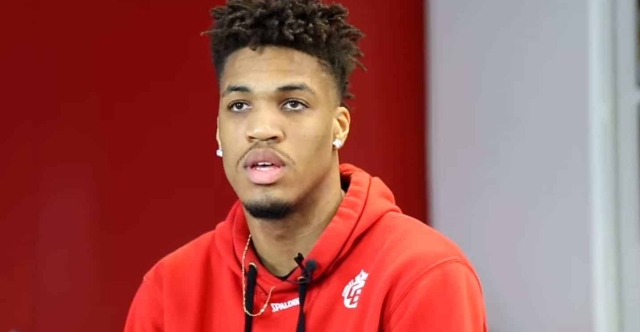 Les Lakers mettent le Français Darel Poirier à l’essai