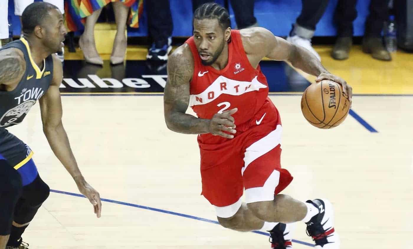 Kawhi Leonard va finalement rencontrer les Los Angeles Lakers1400 x 845