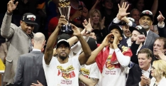 Kawhi Leonard prêt à annoncer son choix ce soir ?