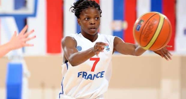 Coup dur pour les Bleues, Olivia Epoupa déclare forfait pour les JO