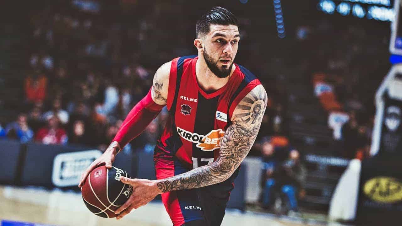 Vincent Poirier signe aux Boston Celtics !