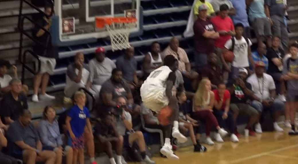 Jimma Gatwech, le lycéen qui claque des dunks insensés en match