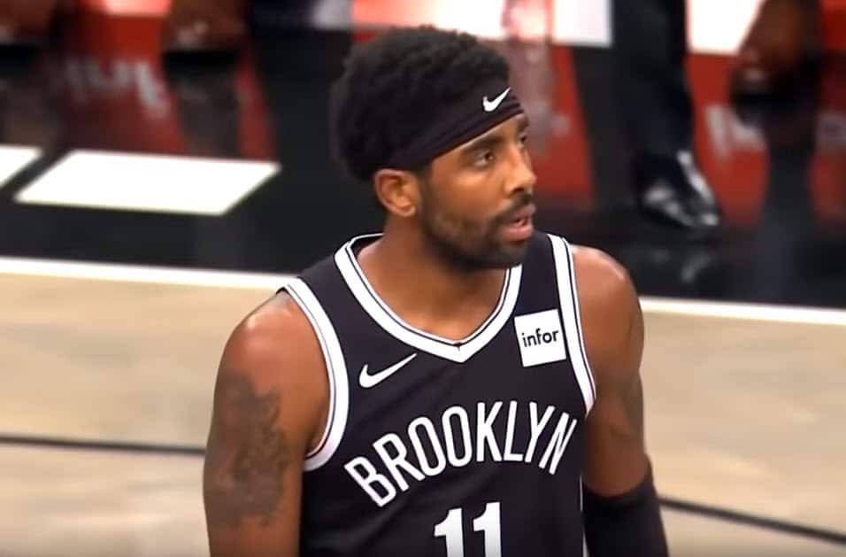Kyrie Irving, le GM des Brooklyn Nets vole à son secours