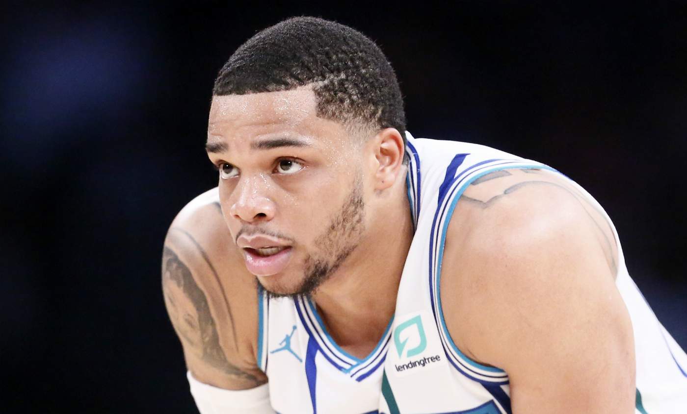 Miles Bridges semble répondre à Austin Rivers… en le critiquant