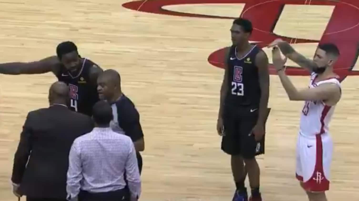 Austin Rivers insiste pour faire expulser son père Doc !