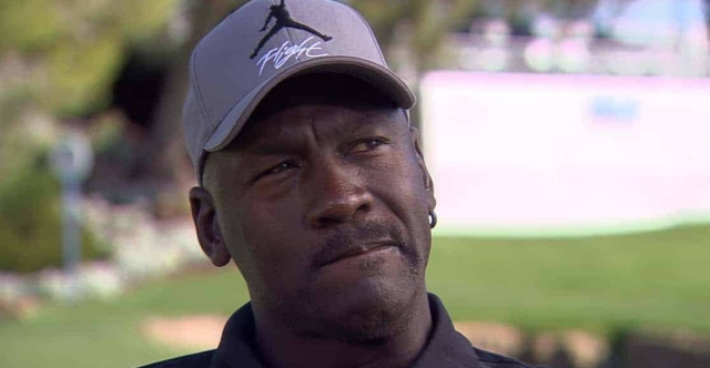 Michael Jordan a esquivé la Maison Blanche pour golfer avec un dealer