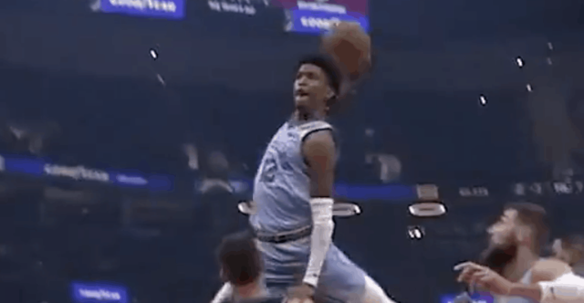 Ja Morant tout proche de faire « une Vince Carter sur Fred Weis » à Kevin Love !
