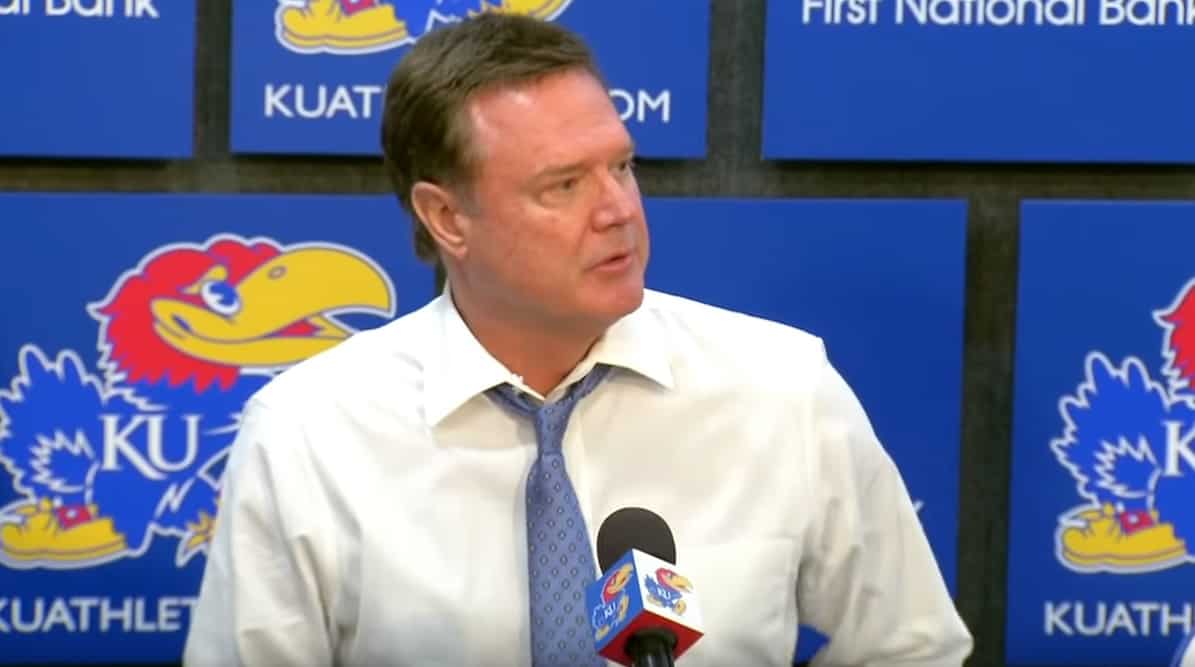 Bill Self ne cherche aucune excuse après la bagarre générale
