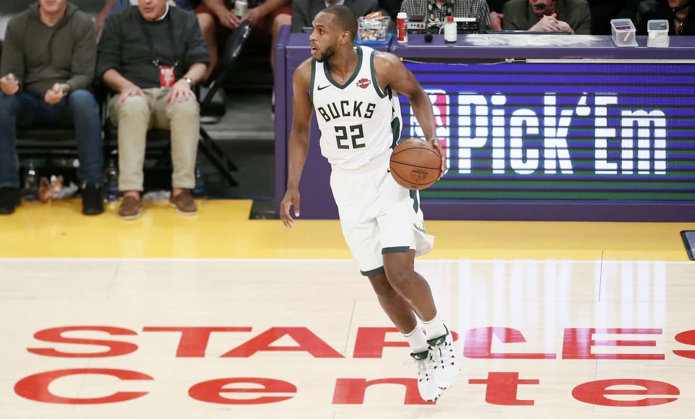 Khris Middleton perd une dent, les Bucks s’enfoncent
