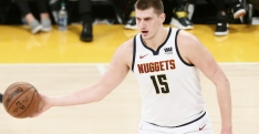 La Serbie de Nikola Jokic domine la Grèce malgré un Giannis Antetokounmpo de feu !