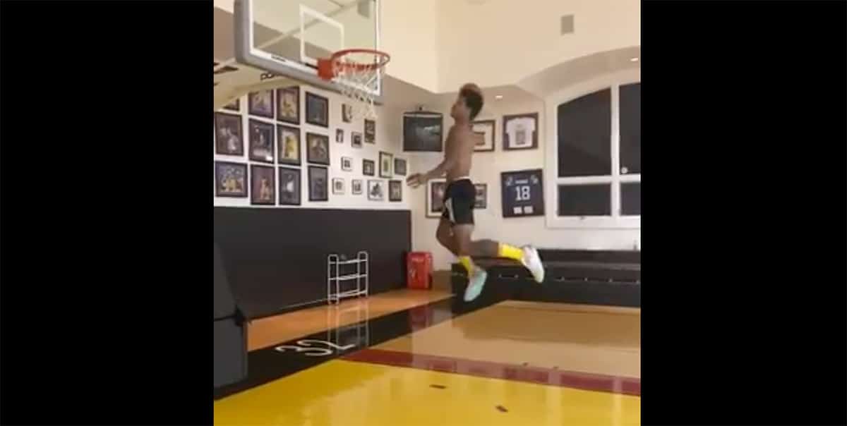 Shareef O’Neal place des dunks monstrueux… à la maison