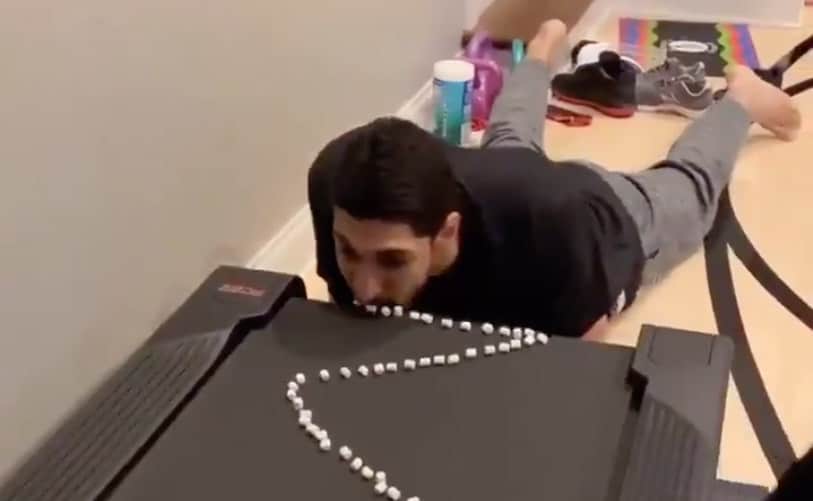 INSIDE : Kanter se prend pour Pac-Man, Ray Allen revoit ses exploits en famille