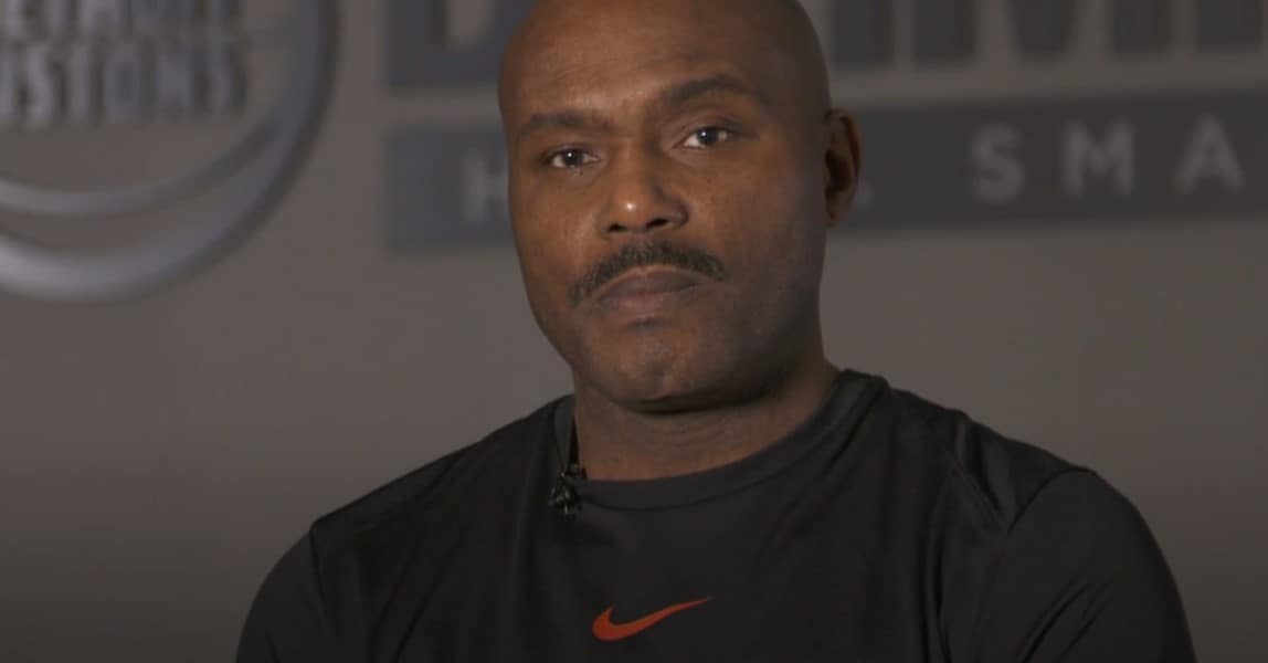 Tim Hardaway reste le roi du killer crossover, la jeune génération triche-t-elle ?