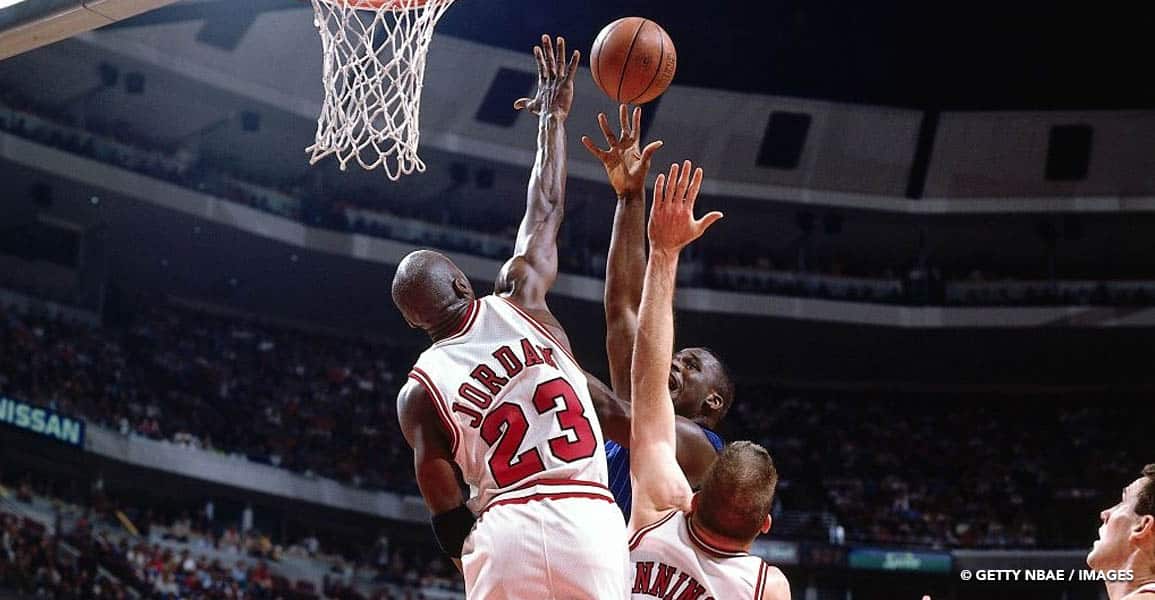 Michael Jordan au contre sur Shaq