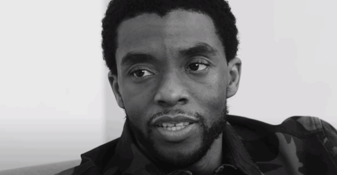 La NBA pleure Chadwick Boseman, fan hardcore de basket et acteur culte