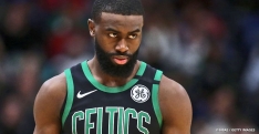 Jaylen Brown se sent au sommet de son art !