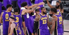 Les Lakers, sur un air de Rockets