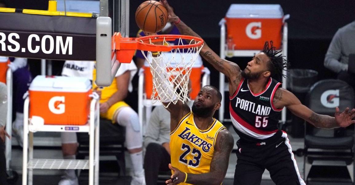 Un sacré dunkeur débarque à Dallas