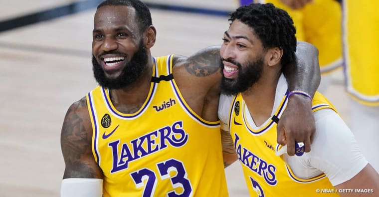 Les Lakers inspirent enfin la sérénité avec leur nouveau cinq majeur