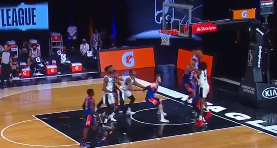 La pépite Jalen Green enrhume magnifiquement deux adversaires en G-League