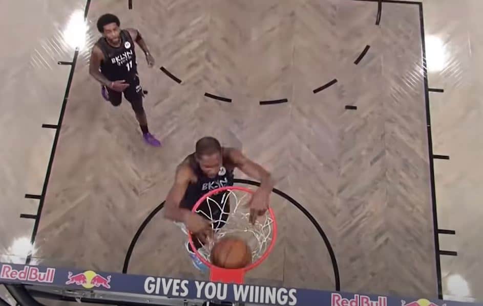 L’action magnifique et spectaculaire des Nets, sous tous les angles