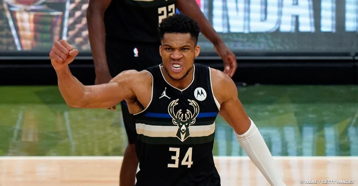 Giannis Antetokounmpo, des stats irréelles et une place à la table des LeBron, Big O ou Jordan