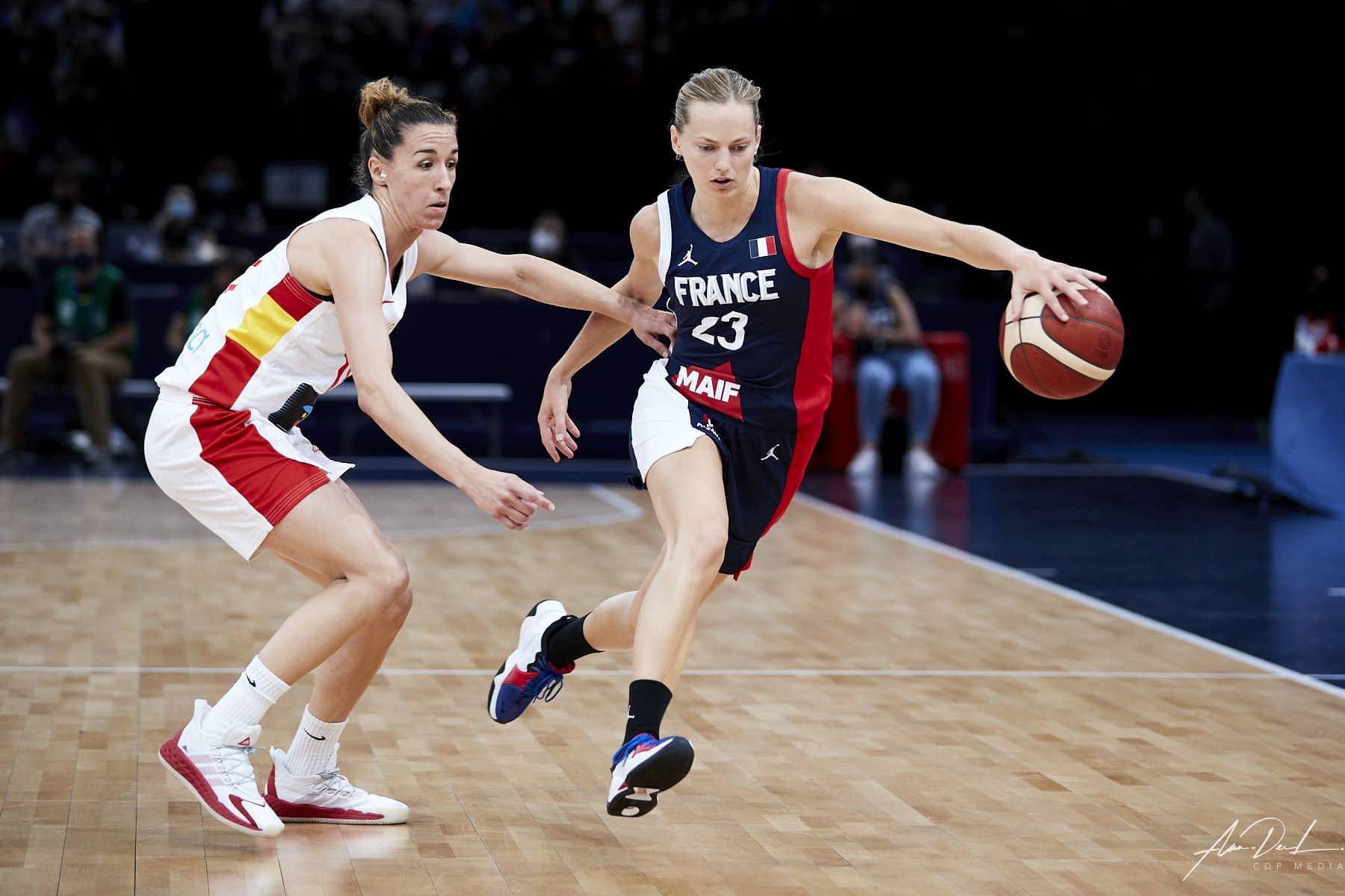 La Fédé met la pression : les Bleues interdites de WNBA avant les Jeux Olympiques
