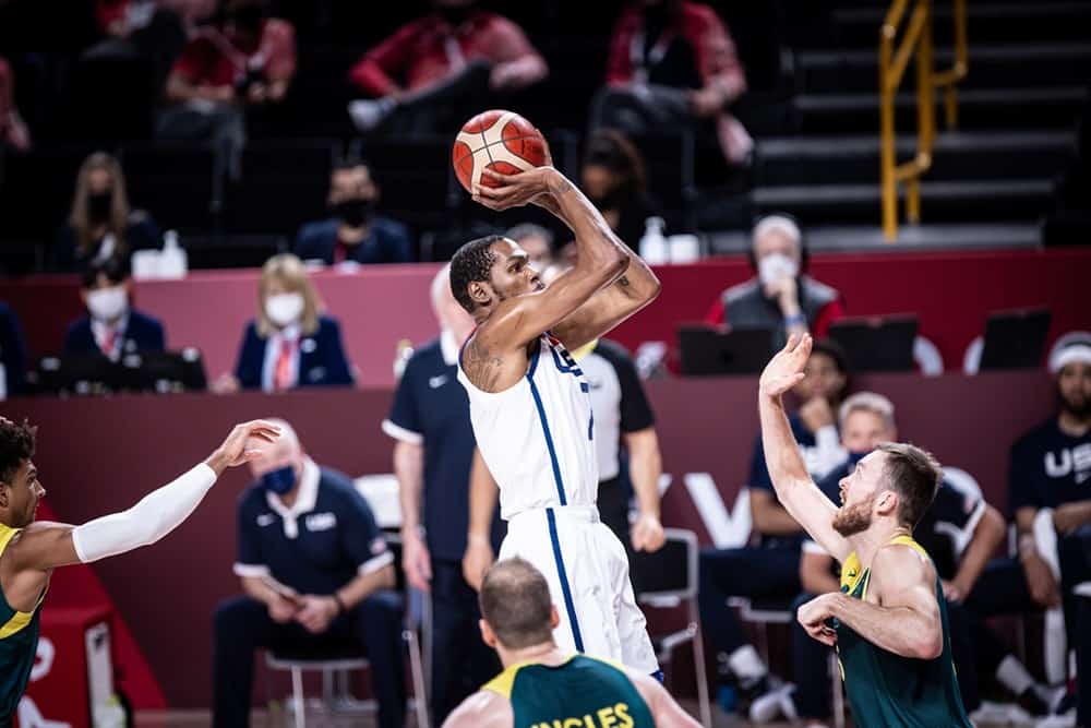 Team USA détruit l’Australie après avoir tremblé pendant une mi-temps