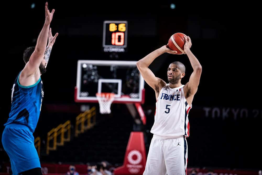 Les Bleus en finale grâce à un contre héroïque de Nicolas Batum !