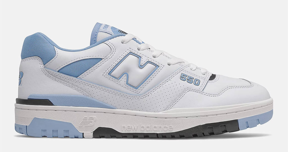 La New Balance 550 fait un clin d’oeil à l’université de North Carolina