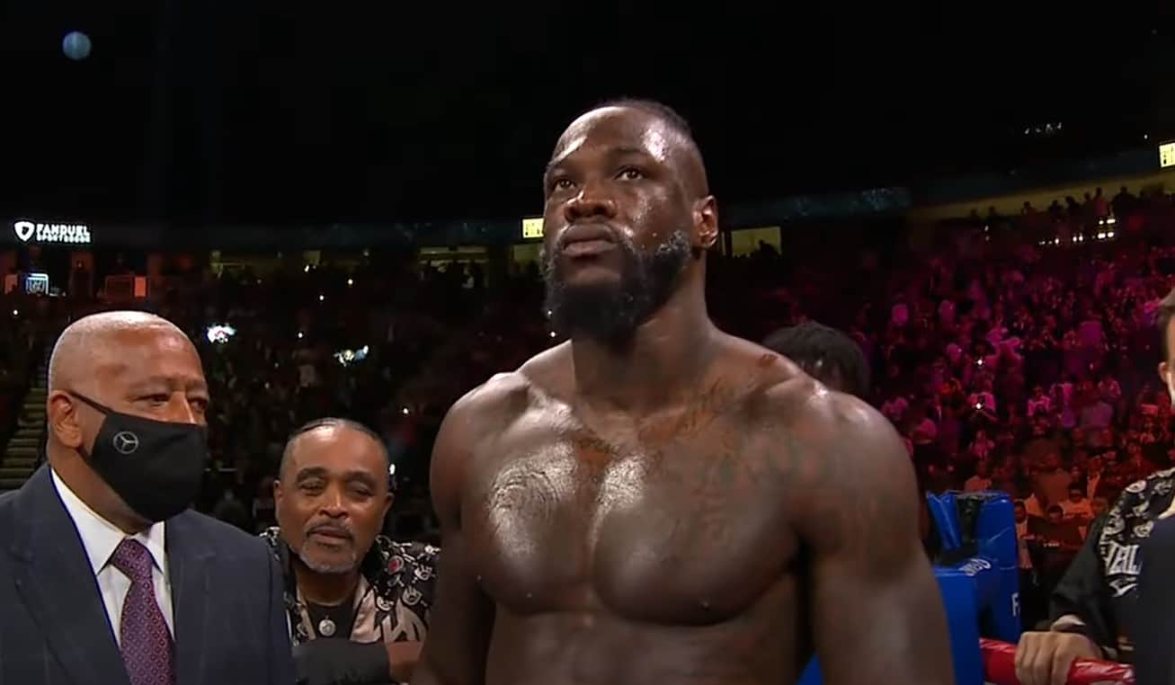 Deontay Wilder, la plus grosse patate du monde… mais aussi des qualités de basketteur