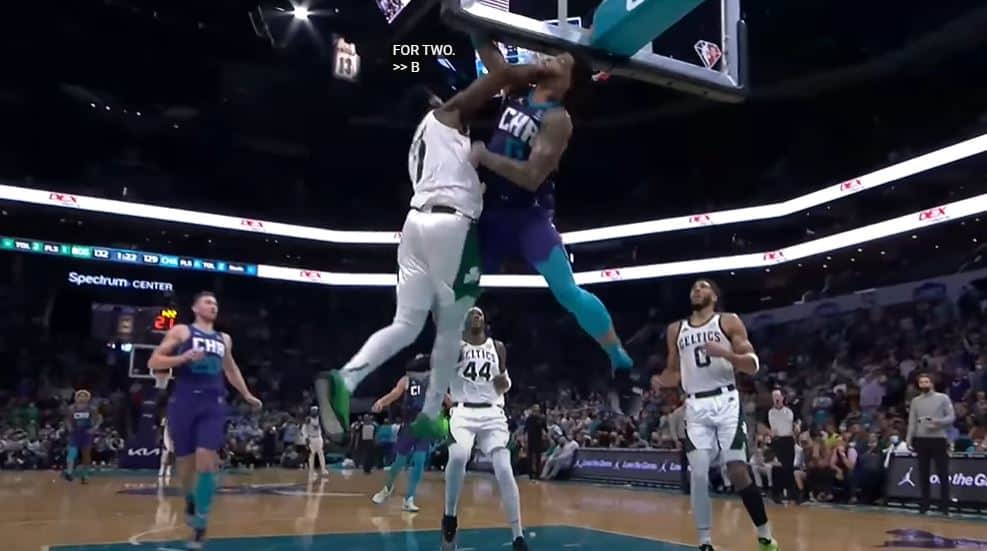 Jaylen Brown et Lauri Markkanen, deux bons gros posters bien méchants