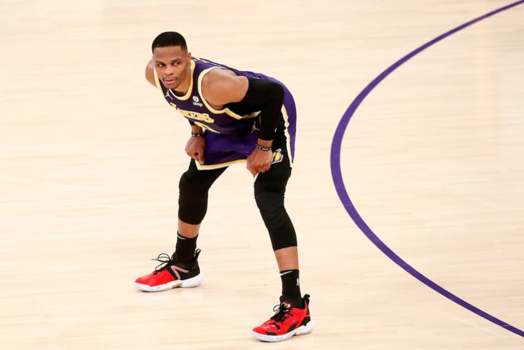 Russell Westbrook se sépare de son agent… et veut quitter les Lakers ?