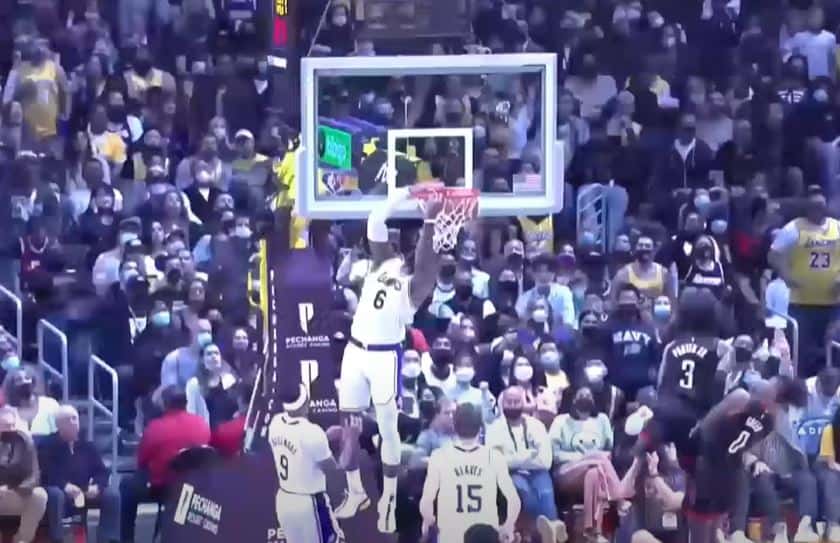 LeBron James, bientôt 37 ans, flashé à 30 km/h avant un dunk de mammouth
