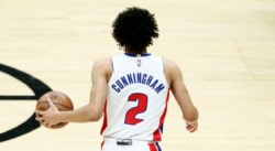 Cade Cunningham éjecté… pour avoir célébré un dunk ?!