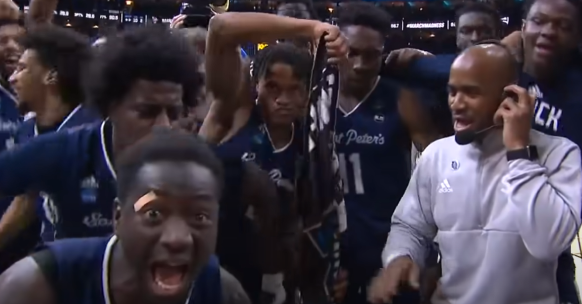 Tournoi NCAA : Saint Peter’s dans l’histoire, le coup de chaud de Caleb Love !