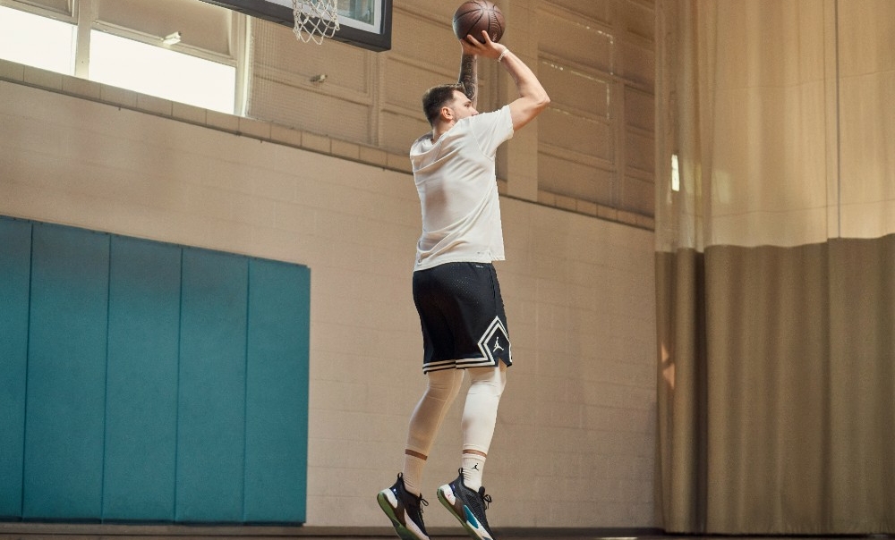 Jordan Brand offre à Luka Doncic son modèle signature, la Luka 1