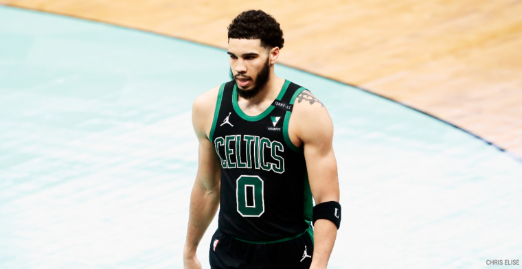Les Celtics ont “donné le titre” aux Warriors, d’après Antoine Walker